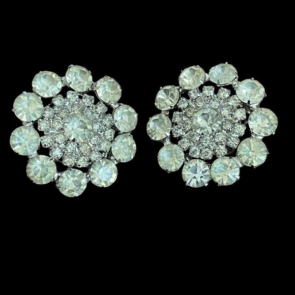 Vintage Clear Rhinestone Cluster Flower Silver Tone Clip Earrings Prong Set - Picture 5 of 5